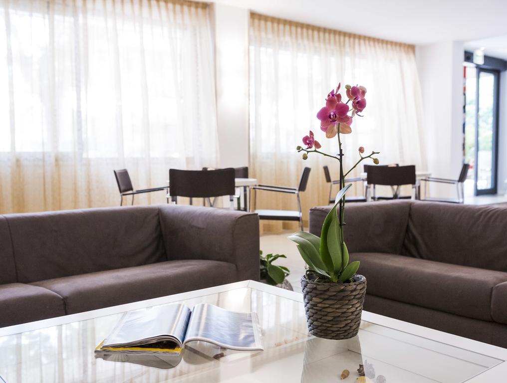 Hotel Villa Tosi Беллария-Иджеа-Марина Экстерьер фото